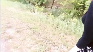 A hot girl met a guy in the street and had sex with him
