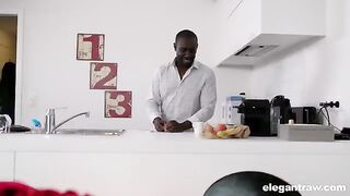 Valentina Ricci cheats on her BF with a well-hung stud in HD