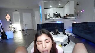 The girl is a slut, Hazel Heart wants to taste the guy's cock