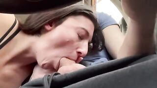 The guy made a mess on the girl's face during a blowjob on a road trip