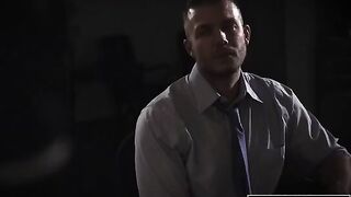 Shady reporter fucked Evelyn Claire in the office, a daring scene