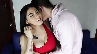 I can't help but touch my dick when I see my step sister - Porneo