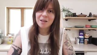 A neighbor is begging for man’s cock and Wisconsin cream pie POV
