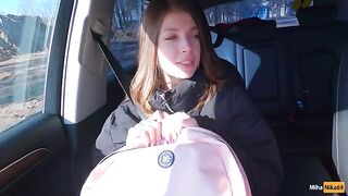 A pretty girl agreed to engage in oral sex for money with a stranger - Public Agent