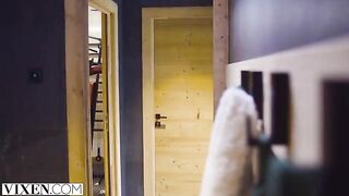 Petite ski bunny has passionate sex in the Alps with her partner
