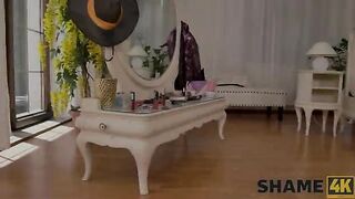 Hot mature Klara Wells seduced a young guy with her magic