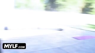 Hot MILF Tia Cyrus gets her pussy ripped in yoga pants