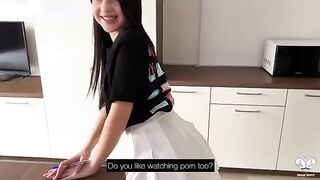 Girl came to do homework in a MYDRIASIS T-shirt and got fucked