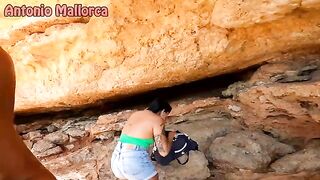 An Argentine slut caught and fucked outdoors in public