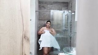 I spied my stepsister in the shower and she let me have Savannah Watson’s big ass