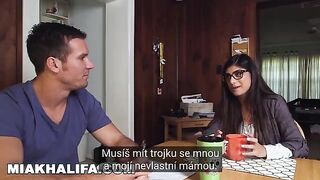 Mia Khalifa cheated on her boyfriend and had sex with two guys
