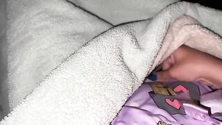 I can't stand the urge to cum ⭐️ come fuck me, a seductive voice invites you to join her in the pleasure of self-fulfillment. Just like the solo girl who claims to be a world champion in masturbation, though there’s no such discipline, she plays with her 