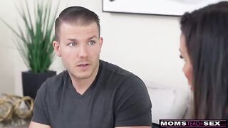 Shay Sights seduced her stepson to make love, and everything is fine - S18:E4