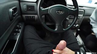 A hot blonde met her fan and gave him a blowjob right in the car!