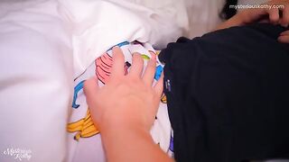 The stepdaughter has a hot and quickie sex with her stepdad