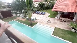 I had sex with a stranger on the beach, in a hotel room, it was awesome!