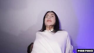 Young slut Matty achieves extreme squirting orgasms in a homemade vid