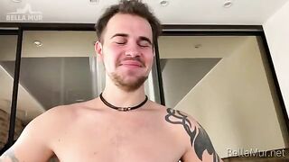 A girl agreed to fuck my husband after I picked her up