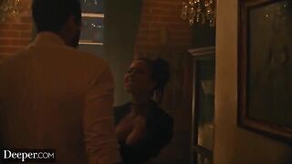 Kinky burlesque dancer gets creampied at deeper party