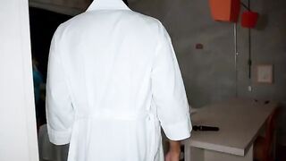 Young American hotel guest Savannah Bond gets fucked by BBC in exclusive scene