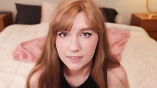 The hot babysitter Jaybbgirl offers you a sexual favor in POV