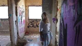 An Italian tourist gets fucked by a horny local near the church