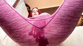 A sexy girl with a great ass fucks herself with a toy