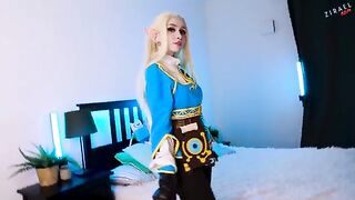 Zelda fucks with a guy in a steamy cosplay session