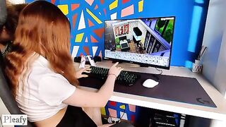 The gamer girl was playing Sims 4, but her boyfriend had other ideas