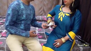 Desi Pari aunty fucked for money with clear Hindi audio