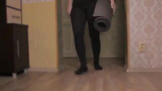 I pranked my roommate with yoga, it didn’t go as planned