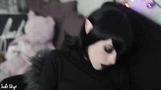 Mavis Dracula gets her fangs dirty with cock sucking for the first time