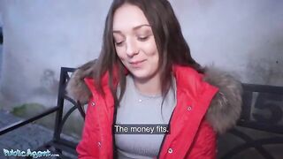 She was late for a meeting with her boyfriend, looking for quick cash