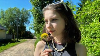 Meet cute Ukrainian chick and get fucked on the street
