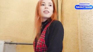 A busty girl kissed a YouTuber in the vestibule and then had sex at his place