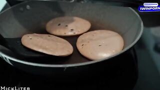 A young babe loves to eat pancakes and fuck hard