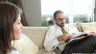 A stepdaughter with no panties seduced her stepfather and had sex