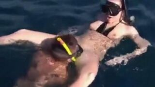 Underwater sex with aqualungs divers, the best way to lose your virginity
