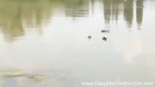 Babe agreed to fuck with a guy on the pier for money