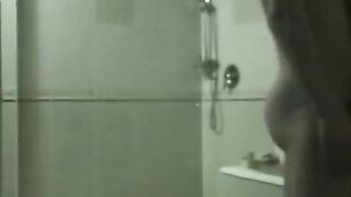 Two drunk Russians fucked in a bath, wild stuff