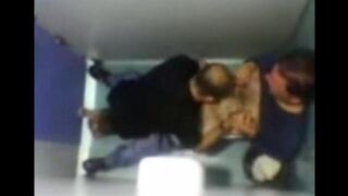 The camera in the toilet saw how the gays were sucking cock