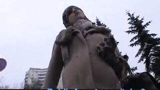 Street girl agreed to fuck for money with stranger