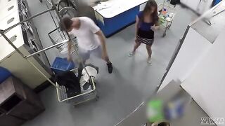 A girl was fucked by a guy in laundry, camera captured it all