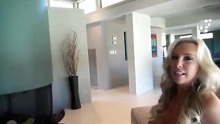 A mature woman is fucking her student