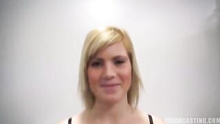 25-year-old Czech woman fucks at her first porn casting