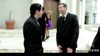 The bride got painted and immediately started to do the blowjob
