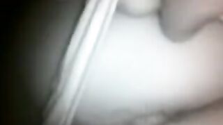 At night, it was possible to take the chick's pussy on video