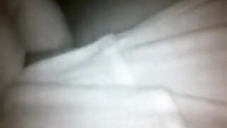 At night, it was possible to take the chick's pussy on video