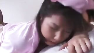 He washed his dick from the vagina and got a cumshot