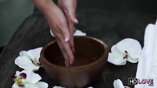 A friend gave a sensual massage to her friend in an erotic setting